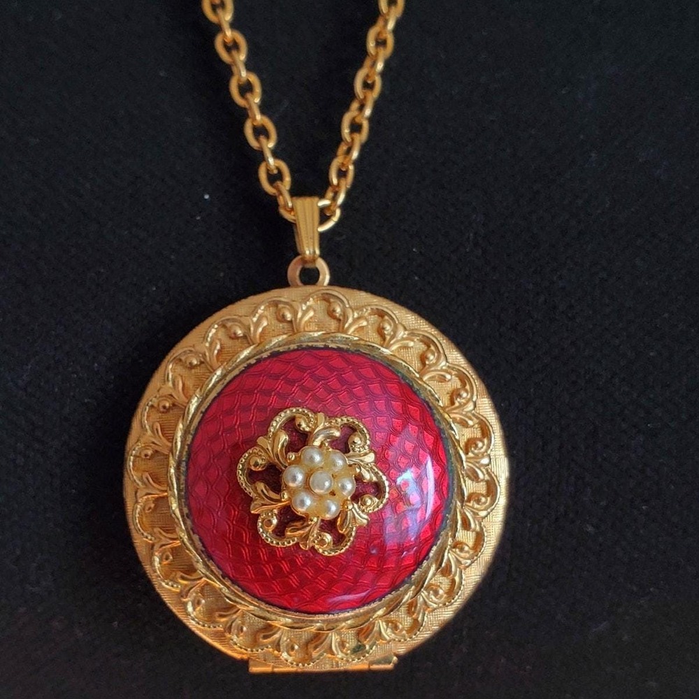 Red Enamel Locket Gold Tone Necklace Faux Pearl Flower Victorian Revival Vintage
